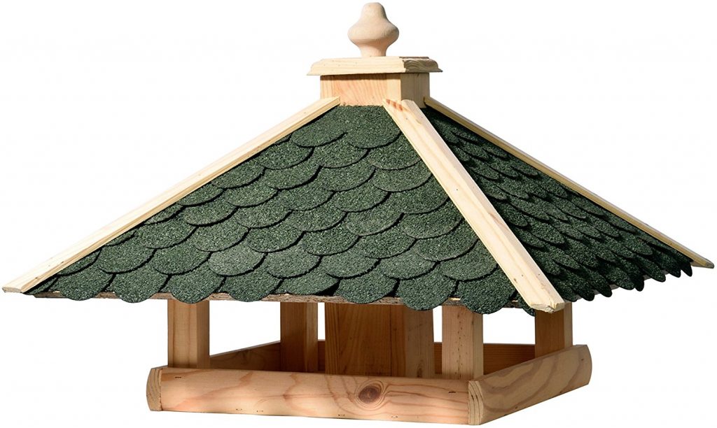 Vogelfutterhaus aus Holz mit Silo im Garten